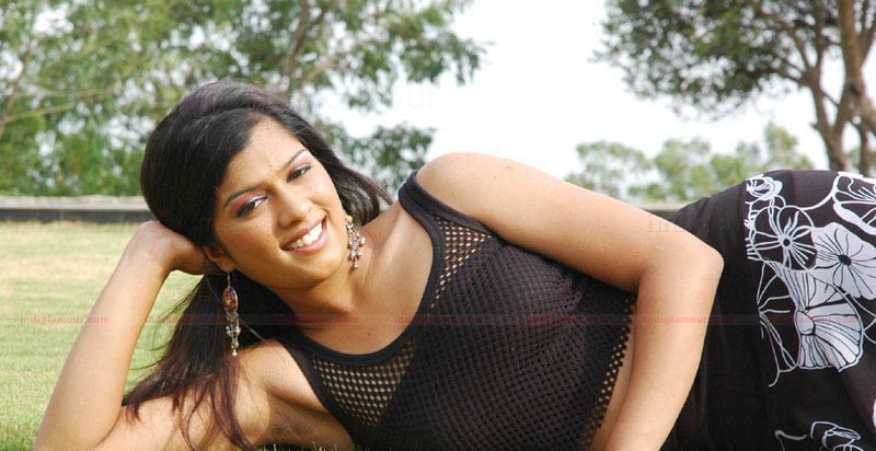 Vyjayanthi Actress hd photo