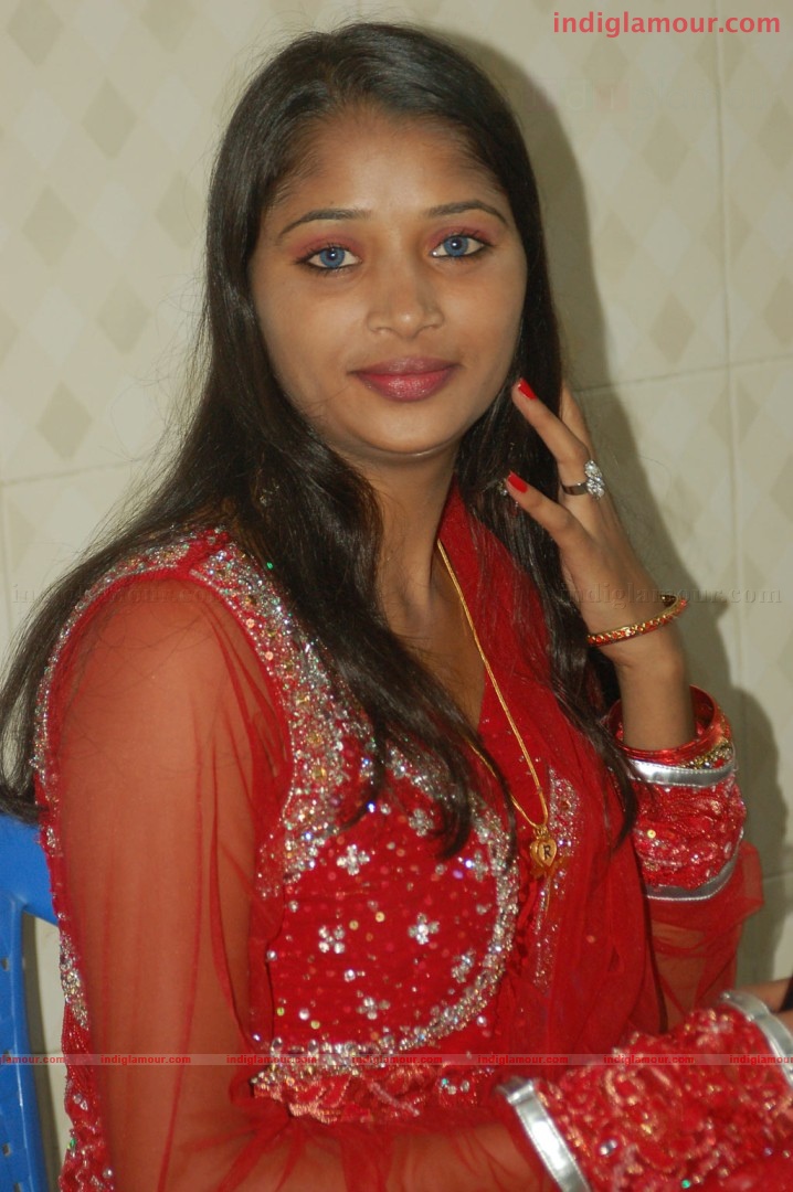Jothisha Actress hd photo