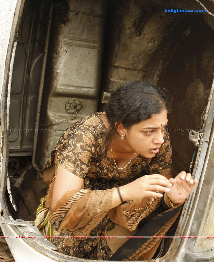 Nithya Menon Actress hd photo