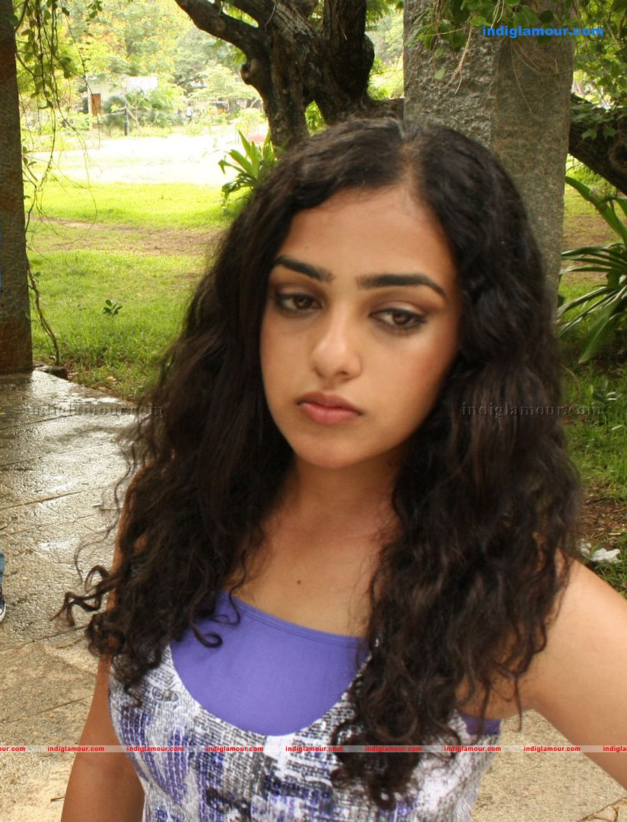 Nithya Menon Actress hd photo