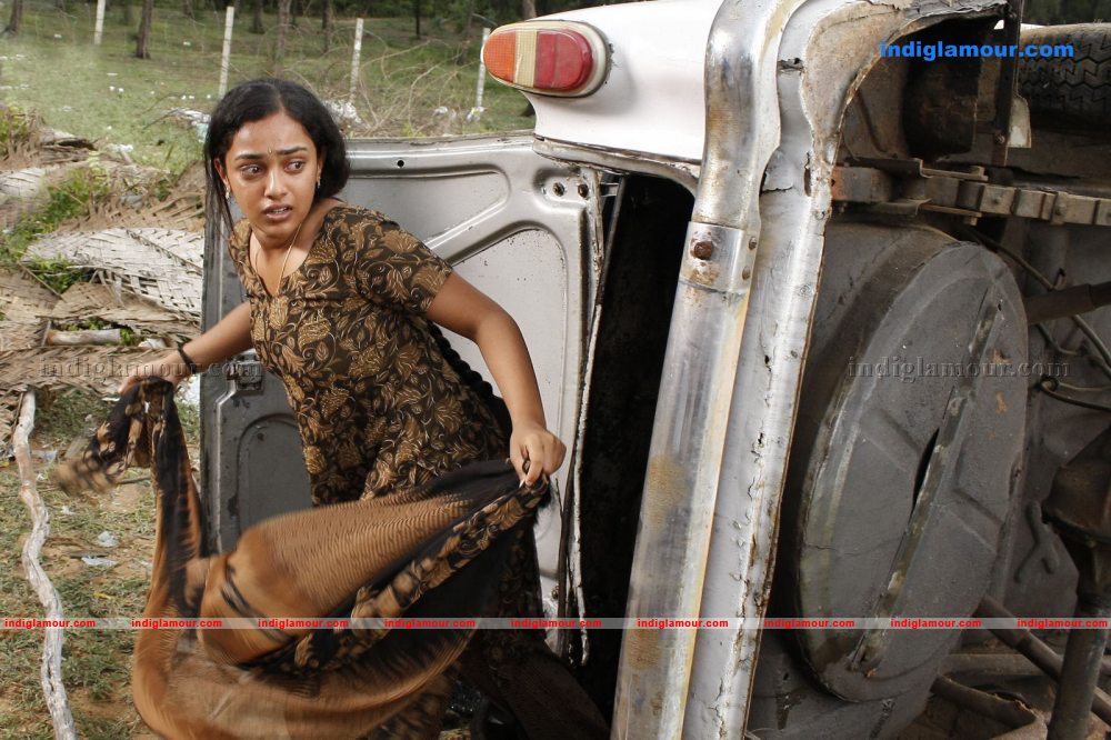 Nithya Menon Actress hd photo