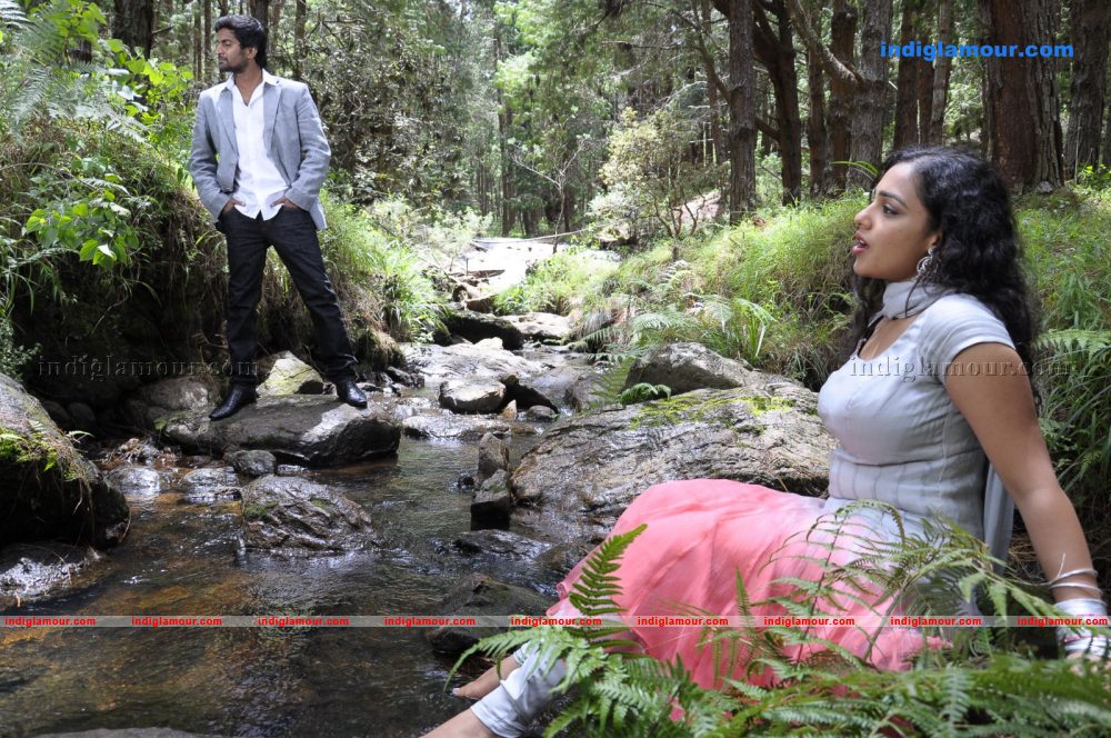 Nithya Menon Actress hd photo