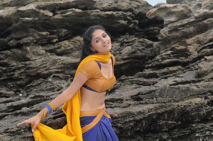 Sunaina Actress hd photo