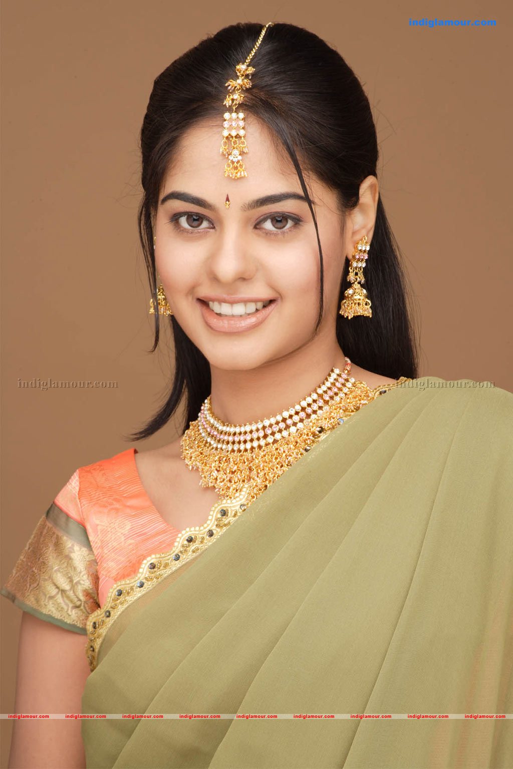 Bindhu Madhavi Actress hd photo