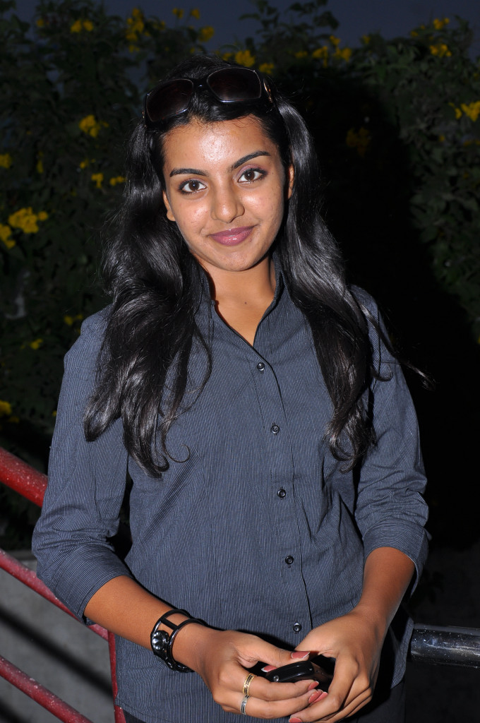 Divya Nagesh Actress hd photo