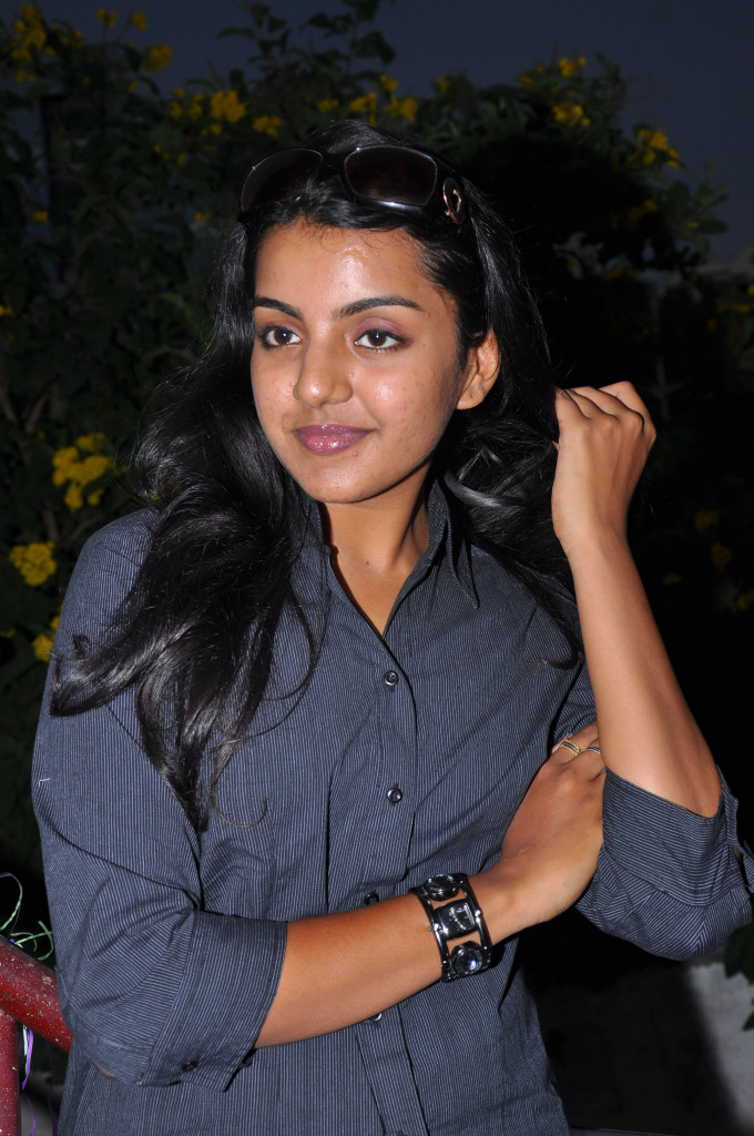 Divya Nagesh Actress hd photo