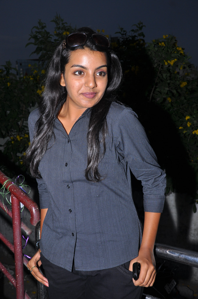 Divya Nagesh Actress hd photo