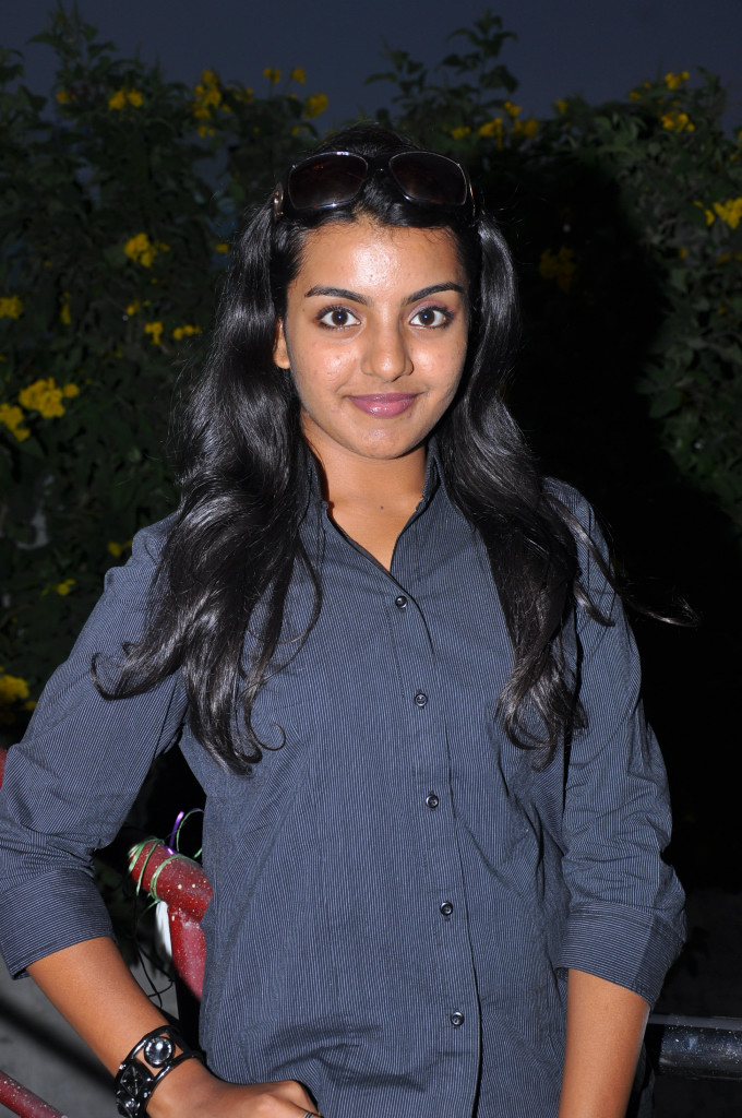 Divya Nagesh Actress hd photo