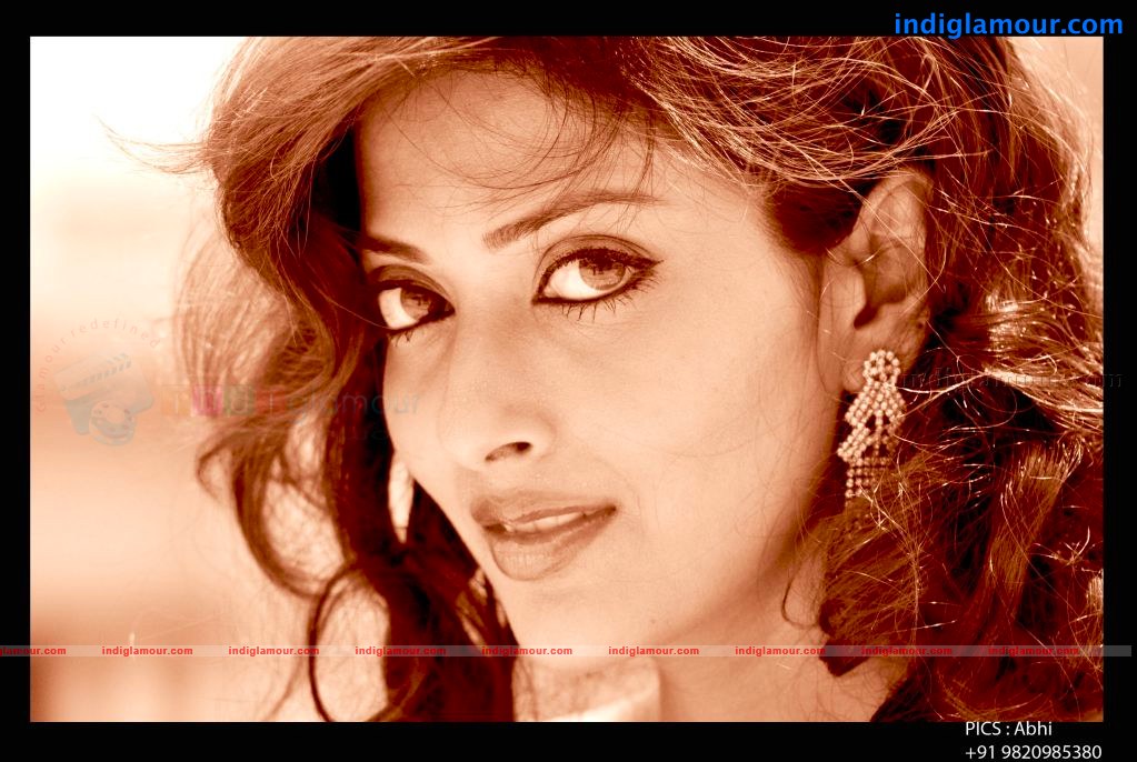 Suma Actress hd photo
