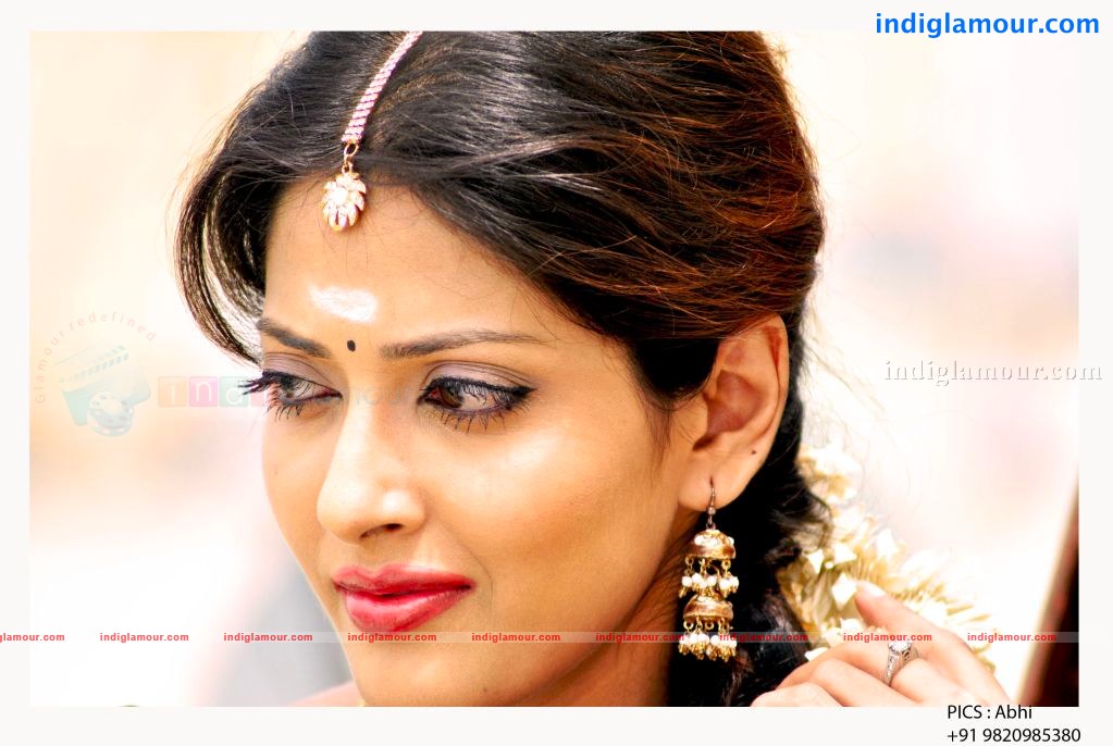 Suma Actress hd photo