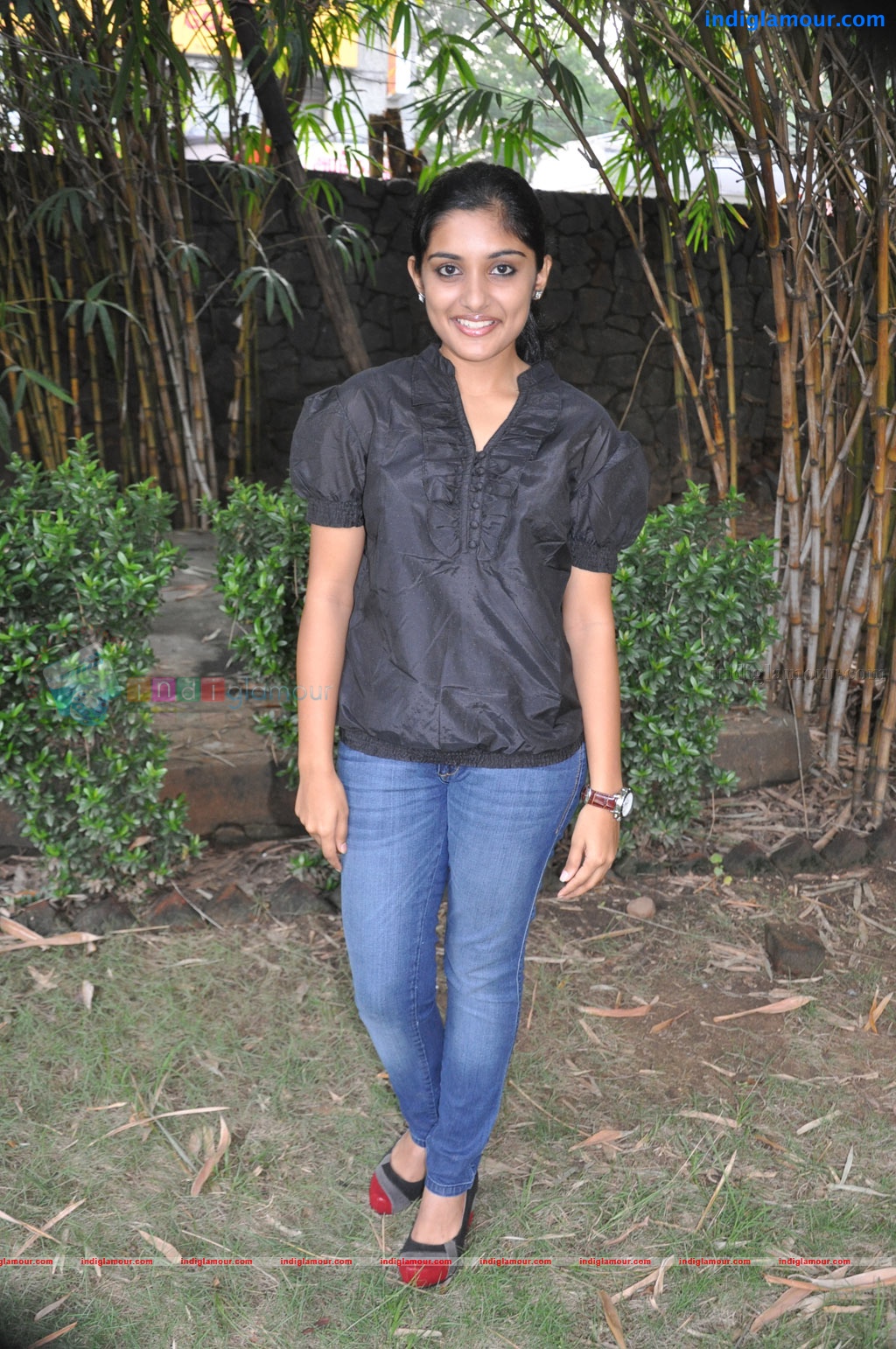 Niveda Thomas Actress hd photo