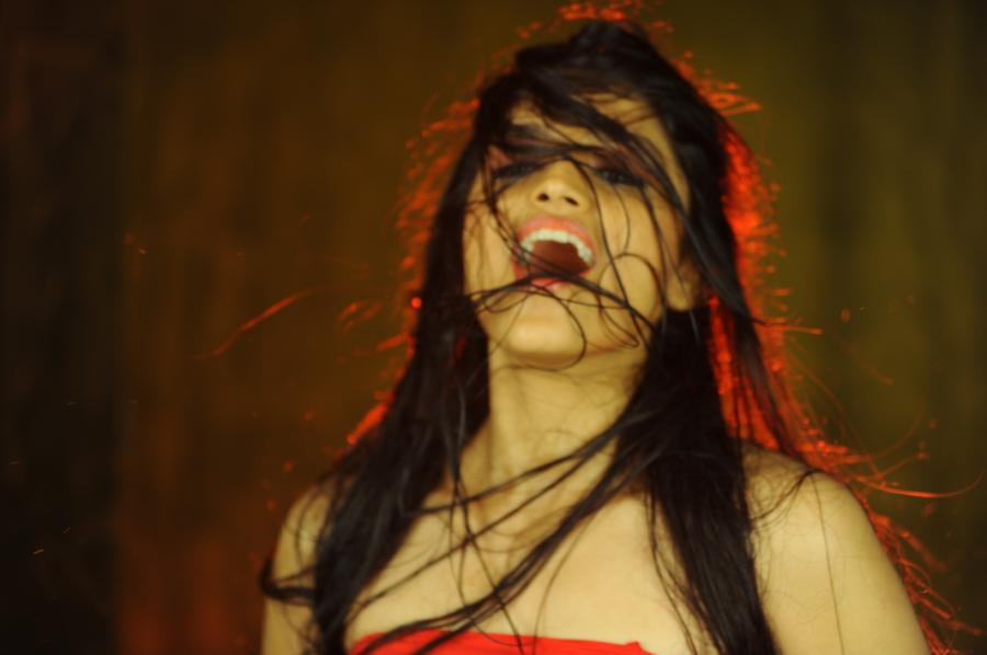 Thasha Actress hd photo