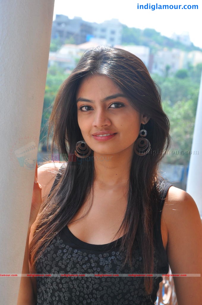 Nikitha Actress hd photo