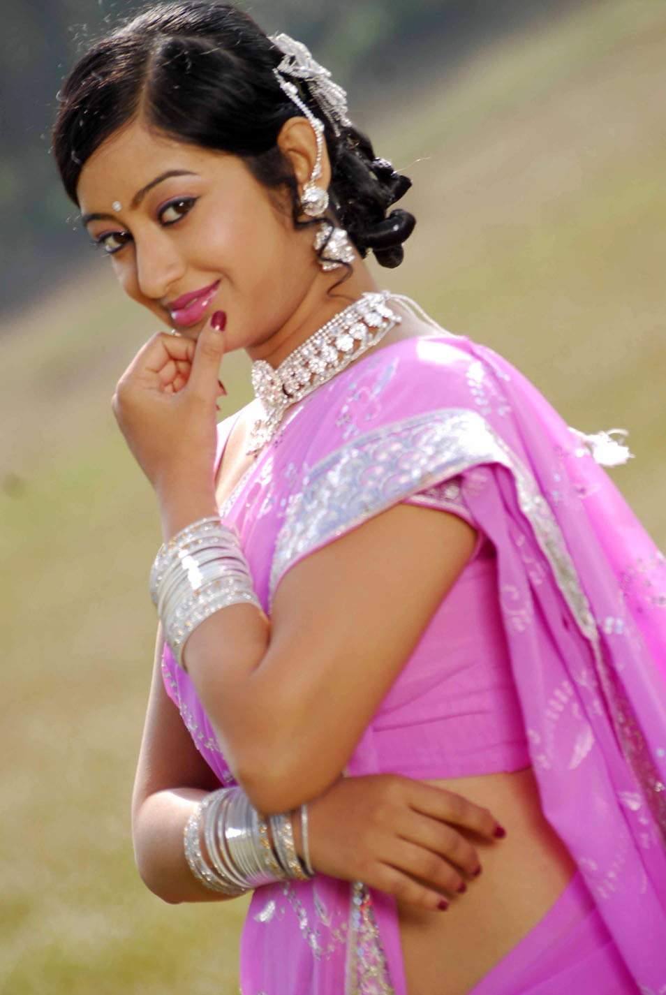 Tejaswini Actress hd photo