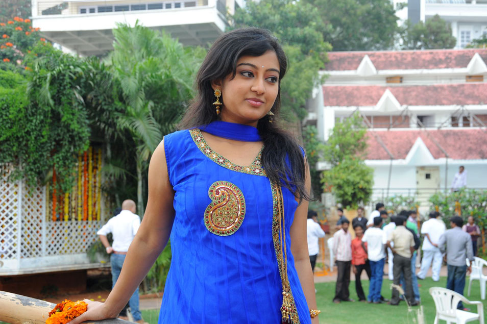 Tejaswini Actress hd photo