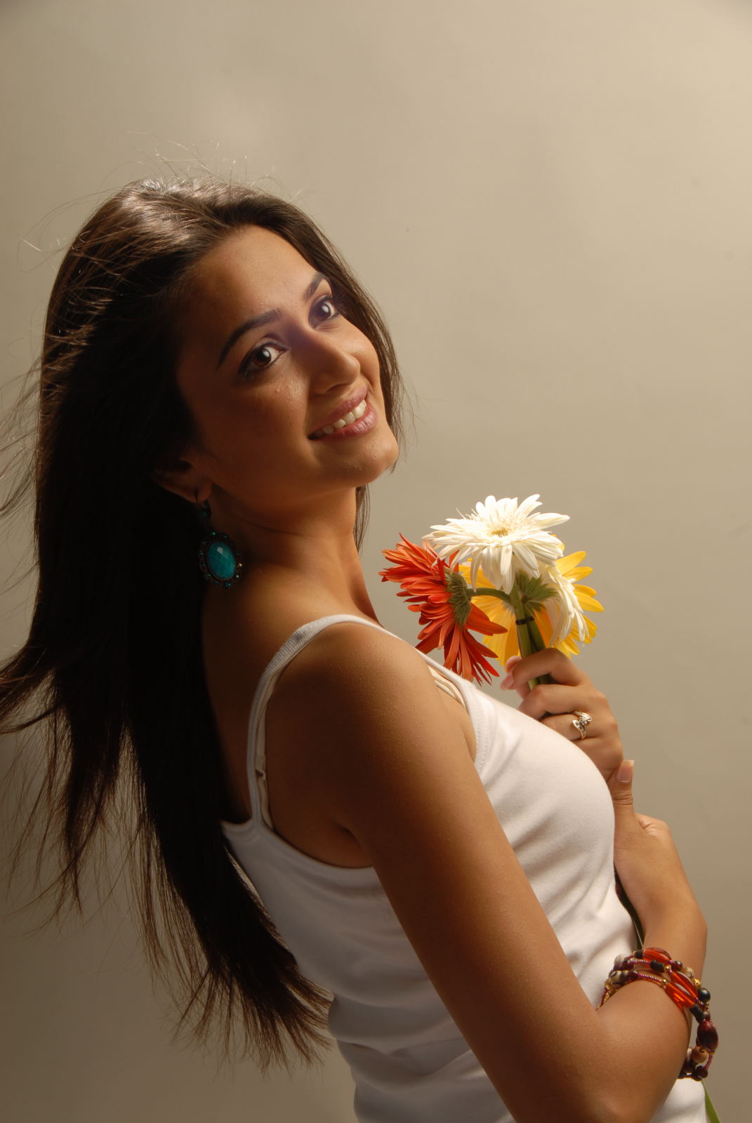 Kriti Kharbanda Actress hd photo