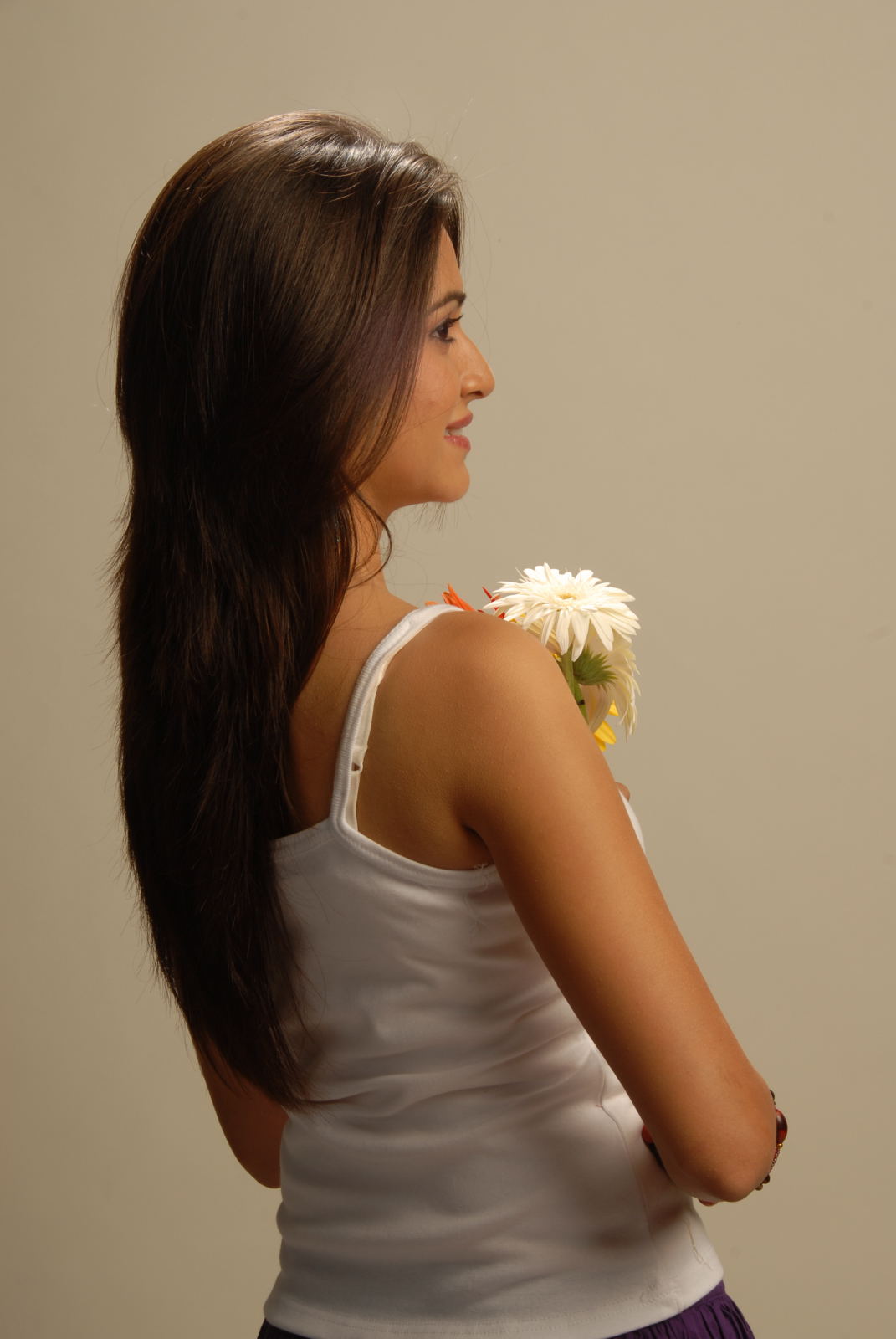 Kriti Kharbanda Actress hd photo