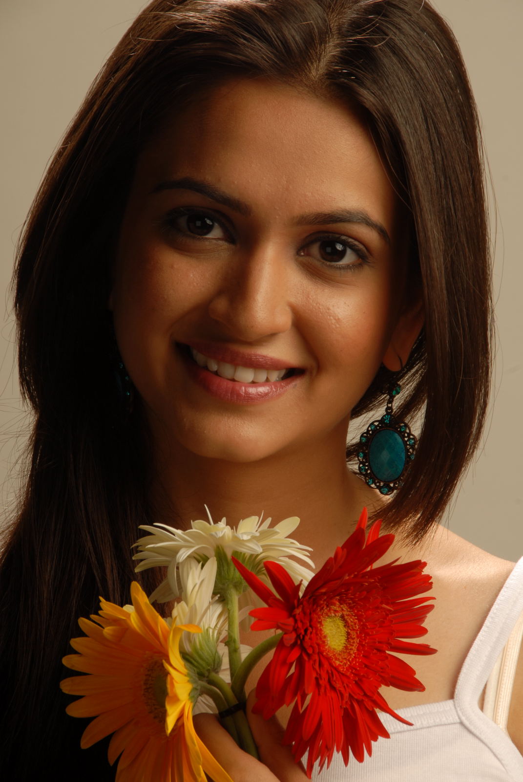 Kriti Kharbanda Actress hd photo