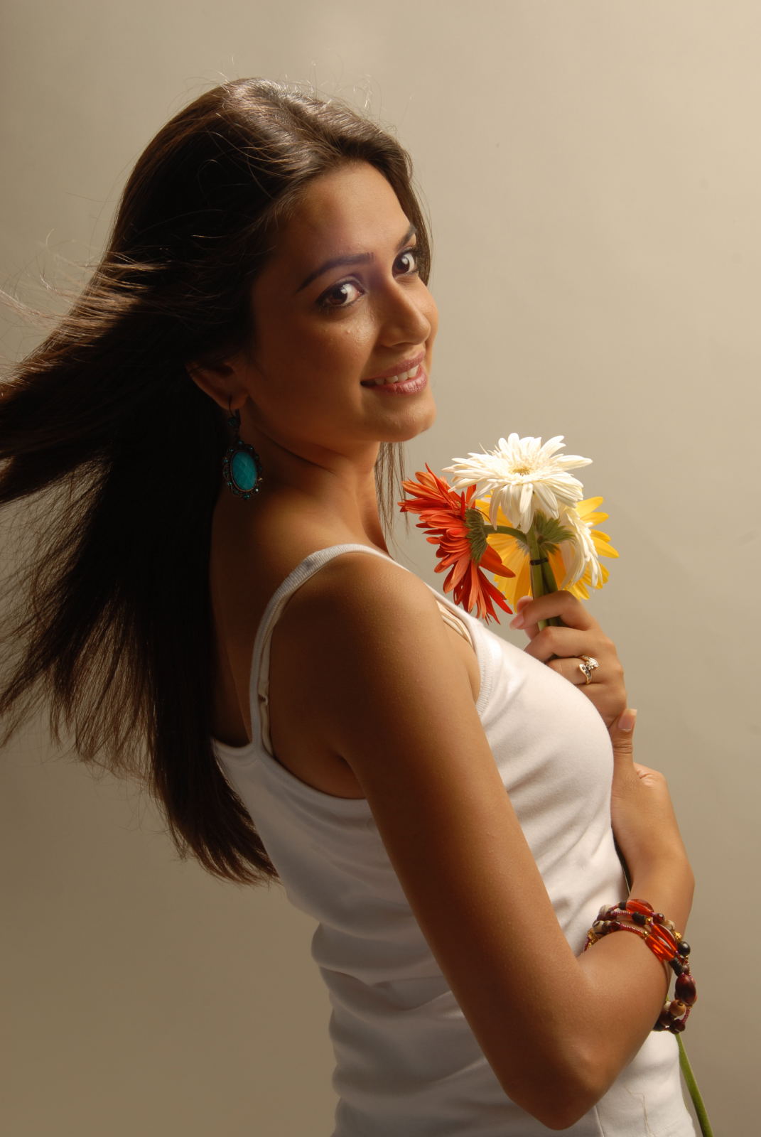 Kriti Kharbanda Actress hd photo