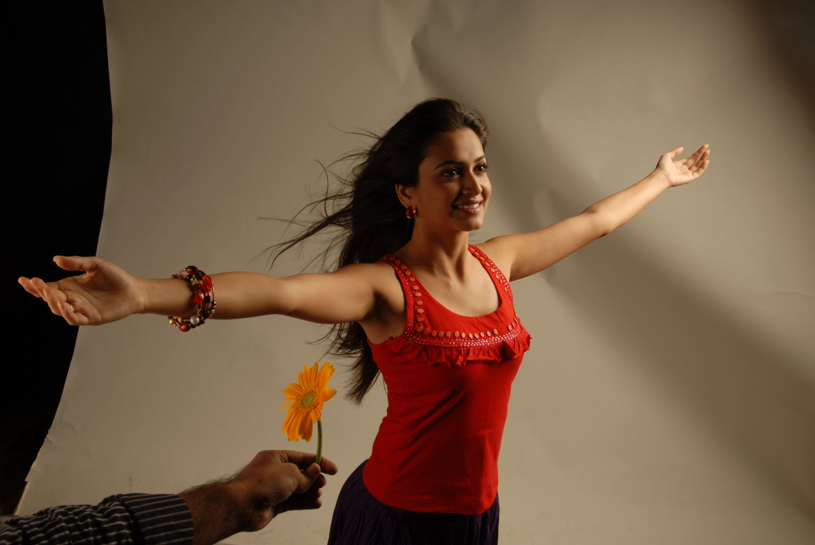 Kriti Kharbanda Actress hd photo