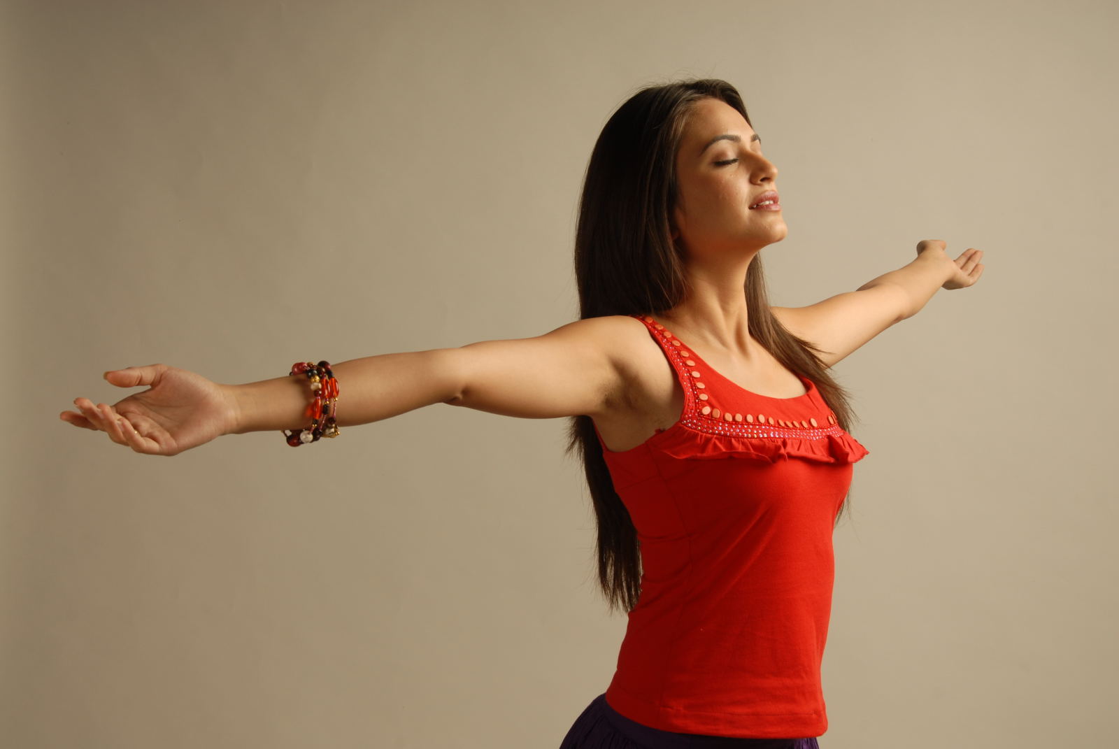 Kriti Kharbanda Actress hd photo