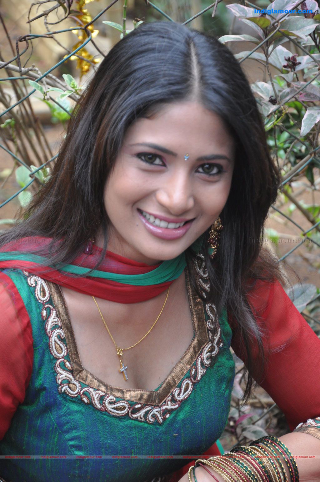 Sriji Actress hd photo