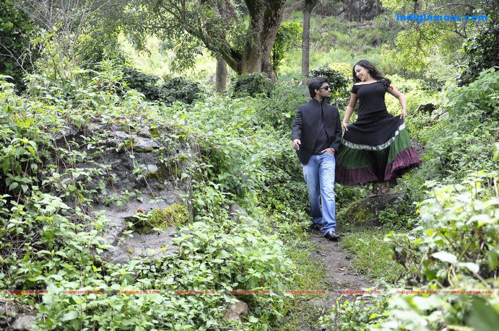 Nithya Menon Actress hd photo
