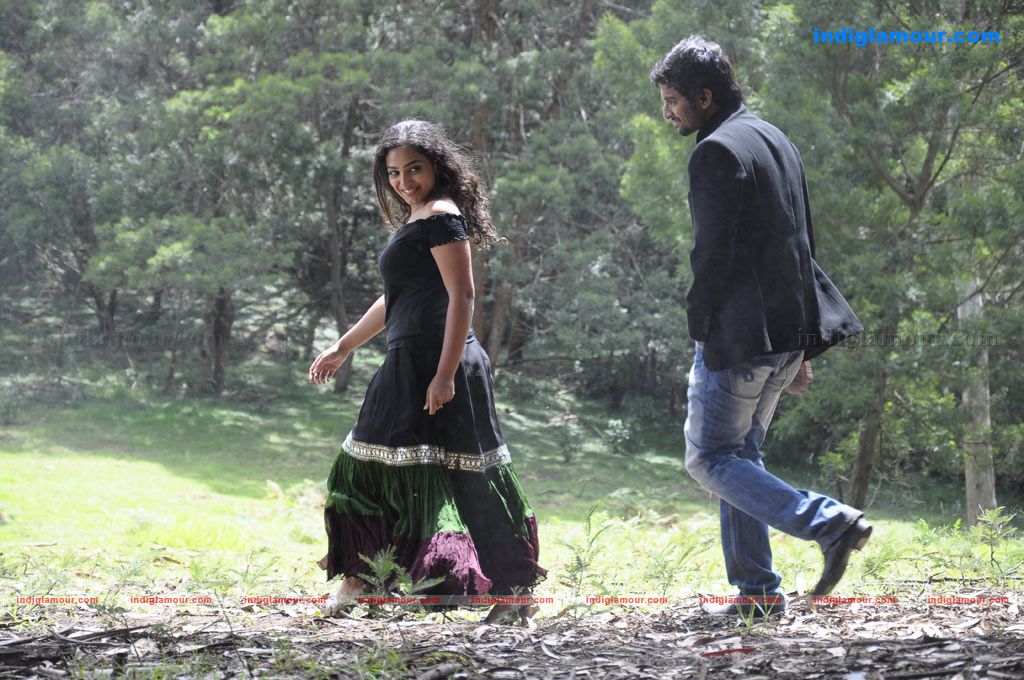 Nithya Menon Actress hd photo