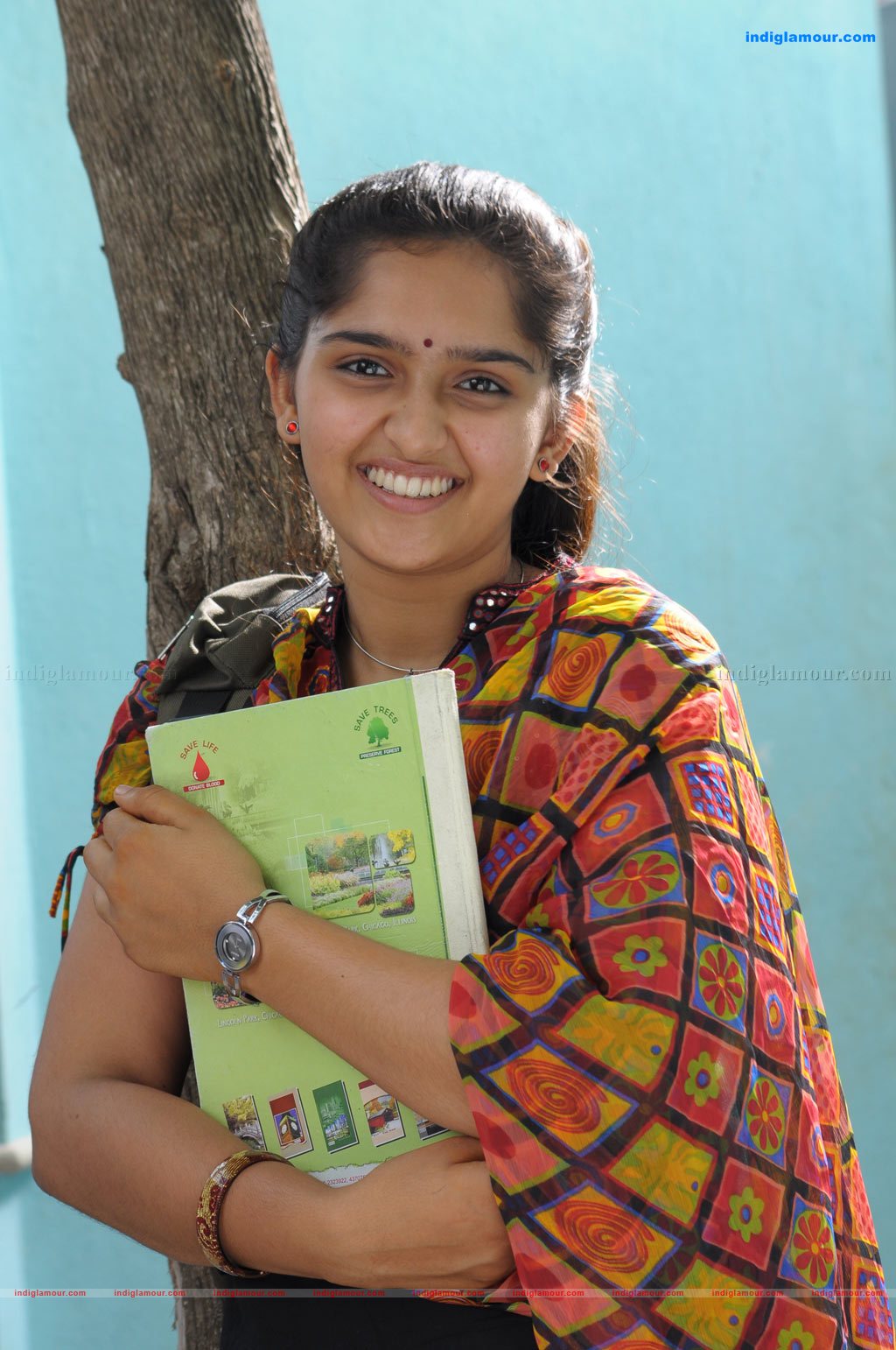 Sanusha Actress hd photo