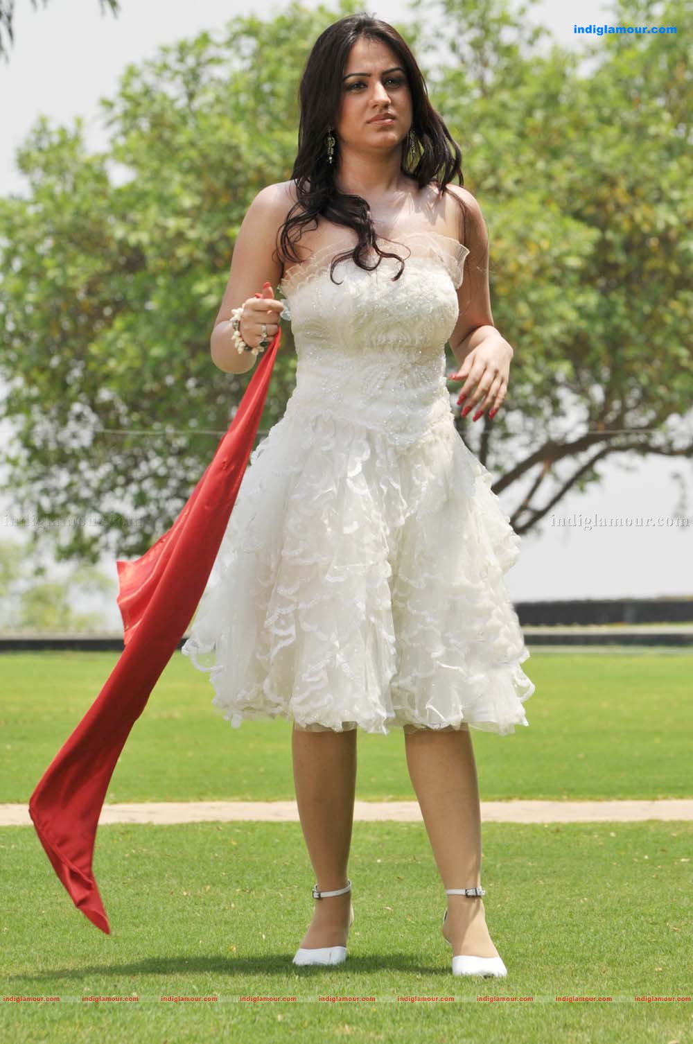 Aksha Actress hd photo
