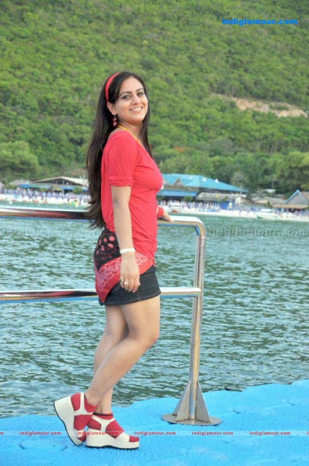 Aksha Actress hd photo