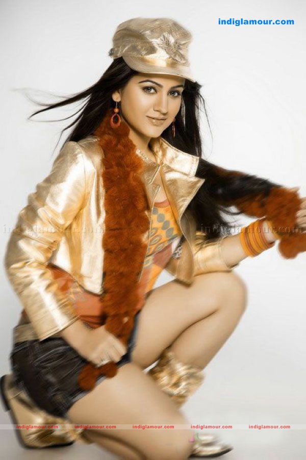 Aksha Actress hd photo