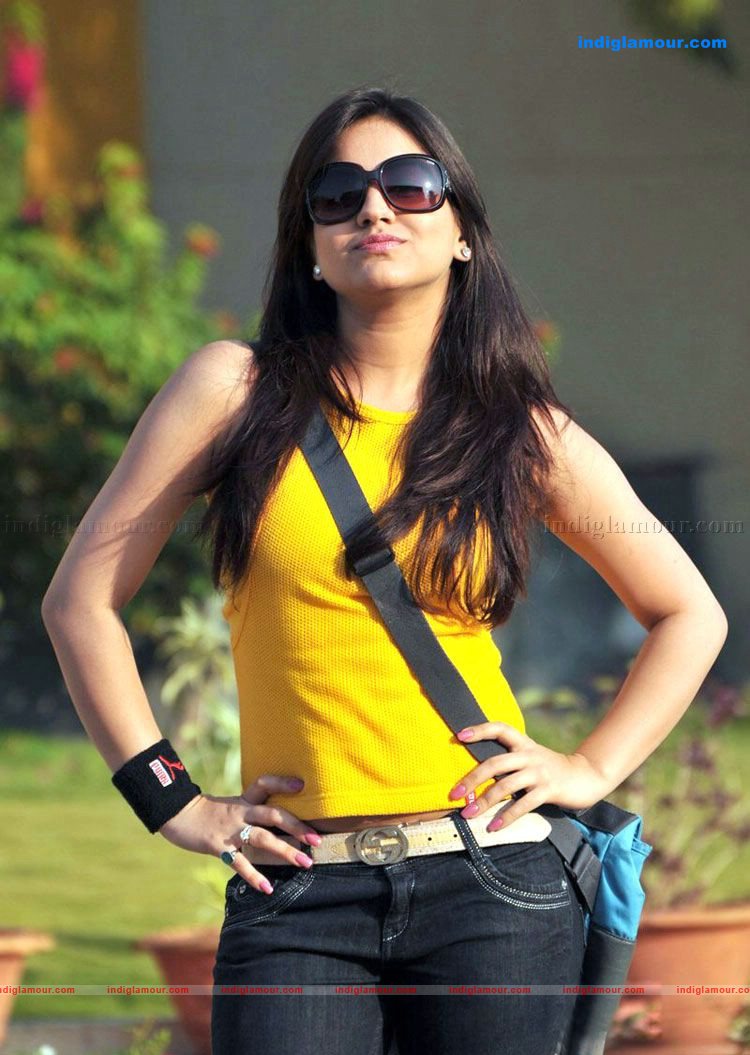 Aksha Actress hd photo