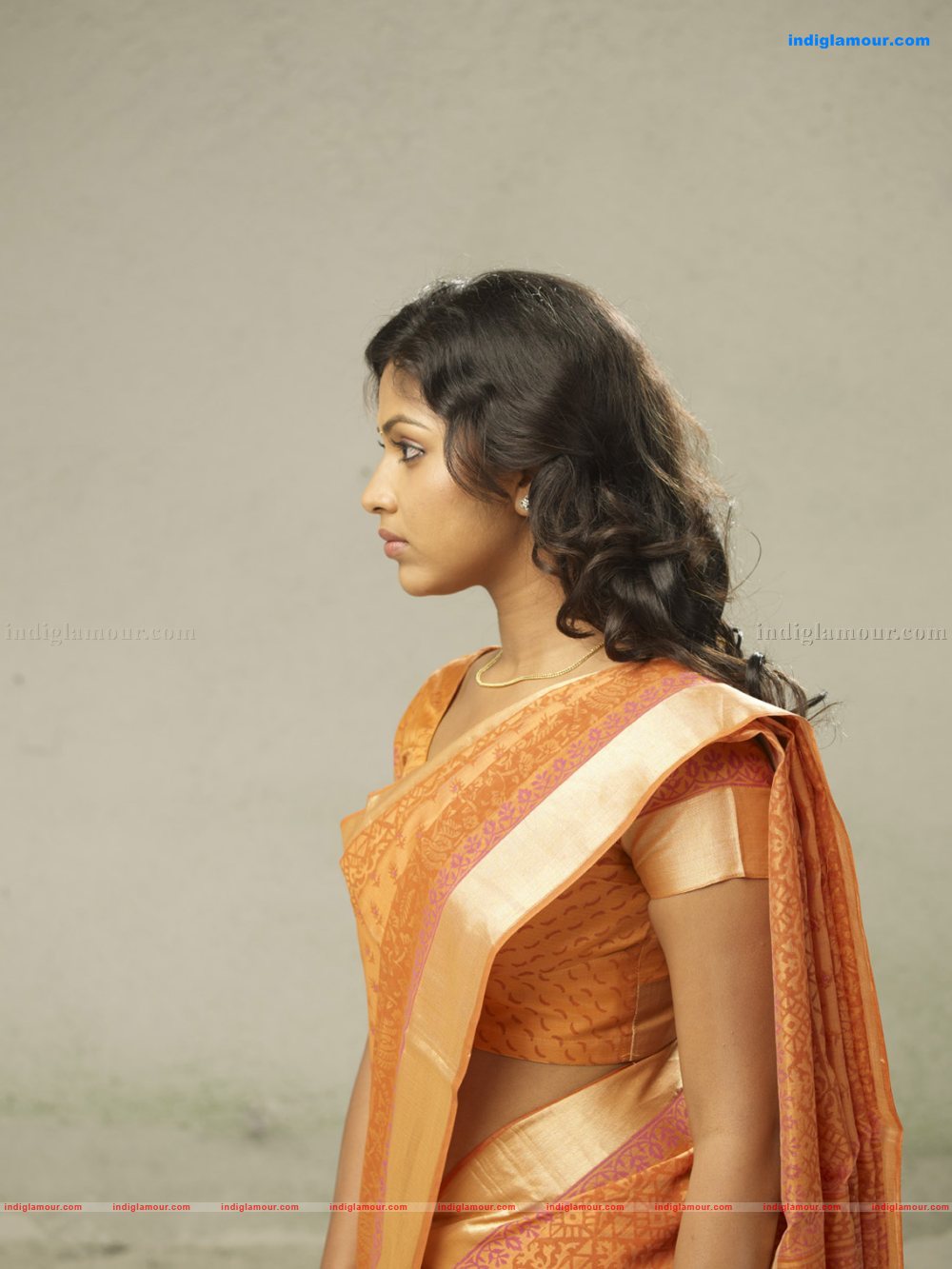 Amala Paul Actress hd photo