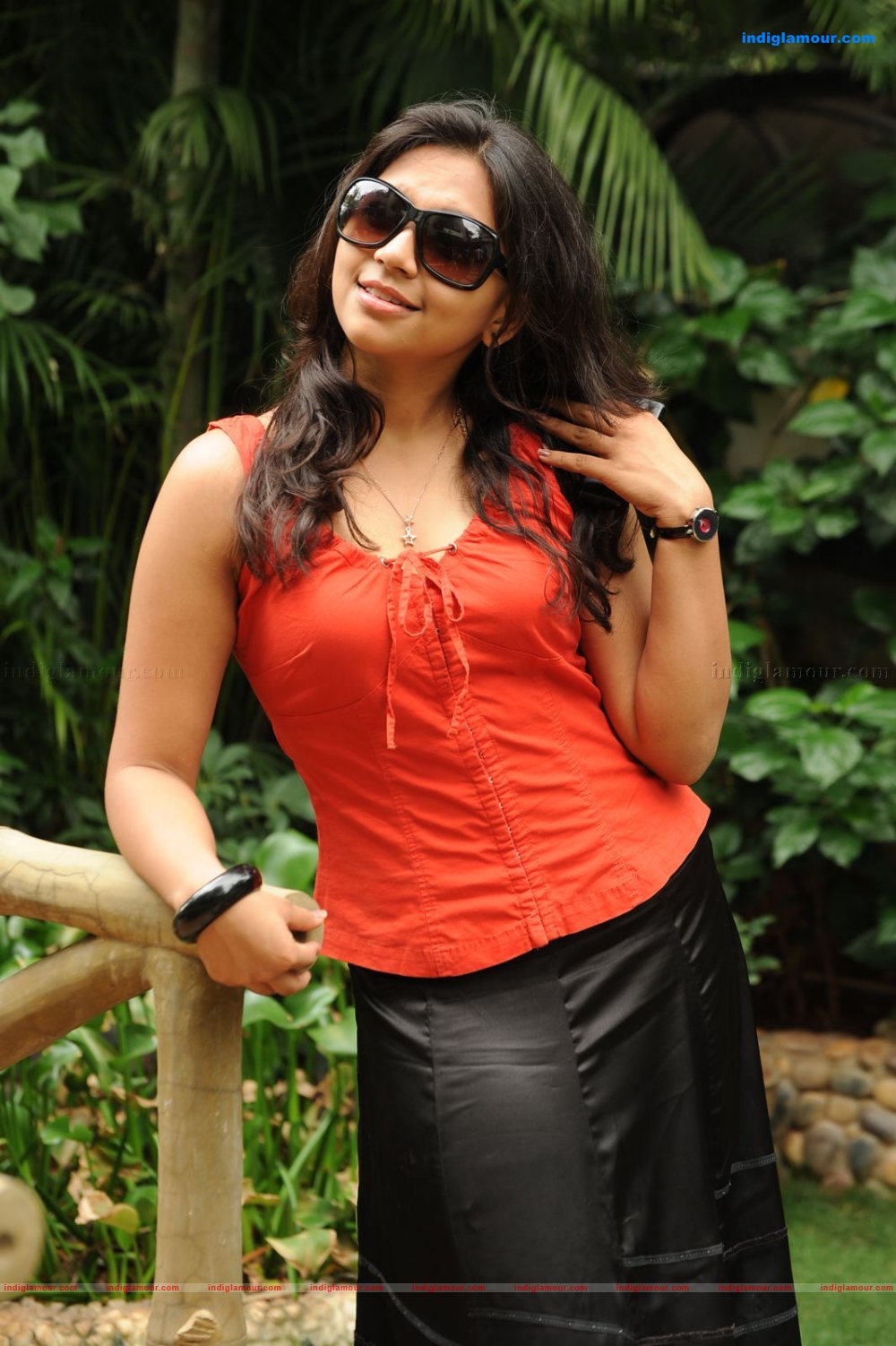 Sri Ramya Actress hd photo