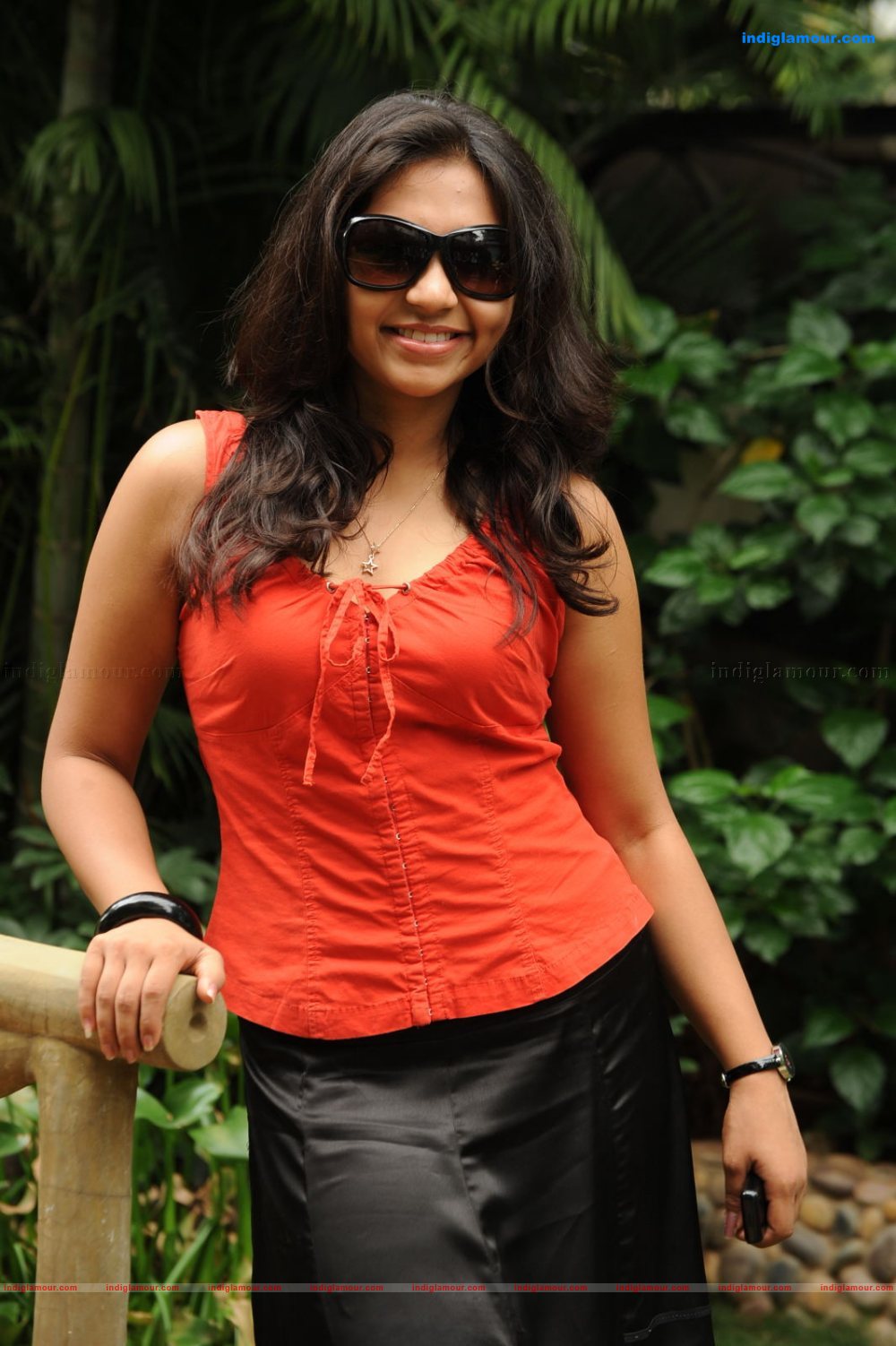 Sri Ramya Actress hd photo
