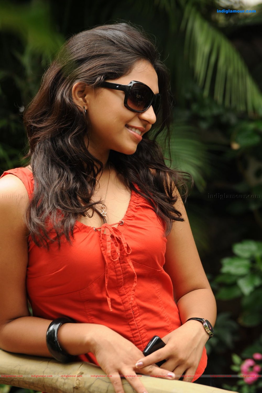 Sri Ramya Actress hd photo