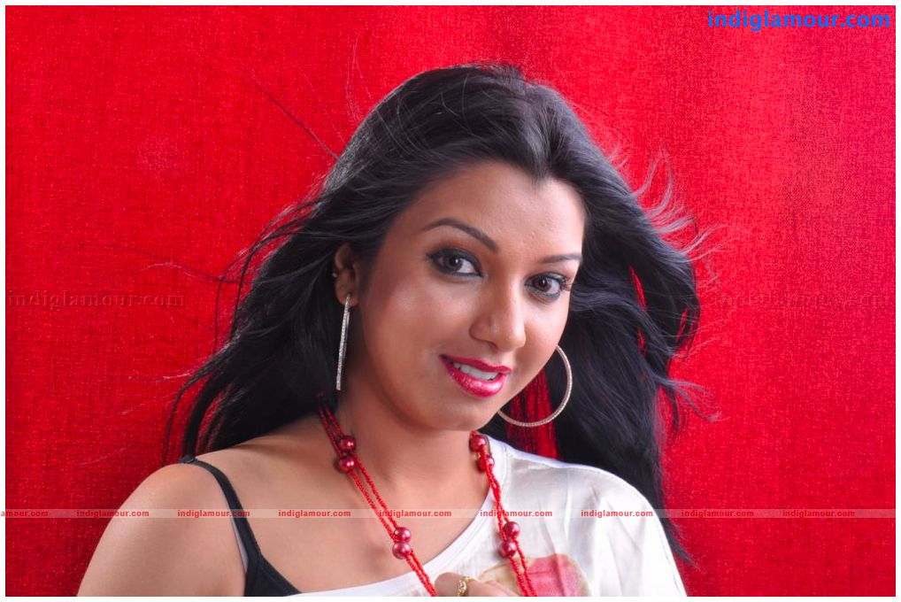 Siddhi Mamre Actress hd photo