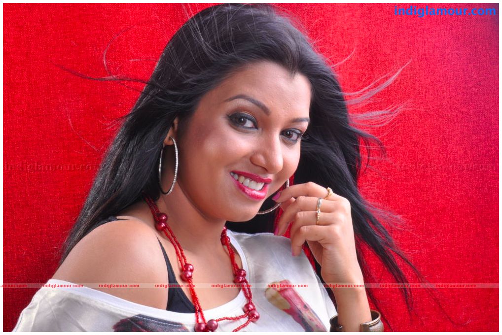 Siddhi Mamre Actress hd photo