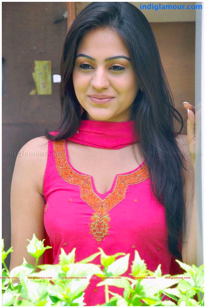 Aksha Actress hd photo
