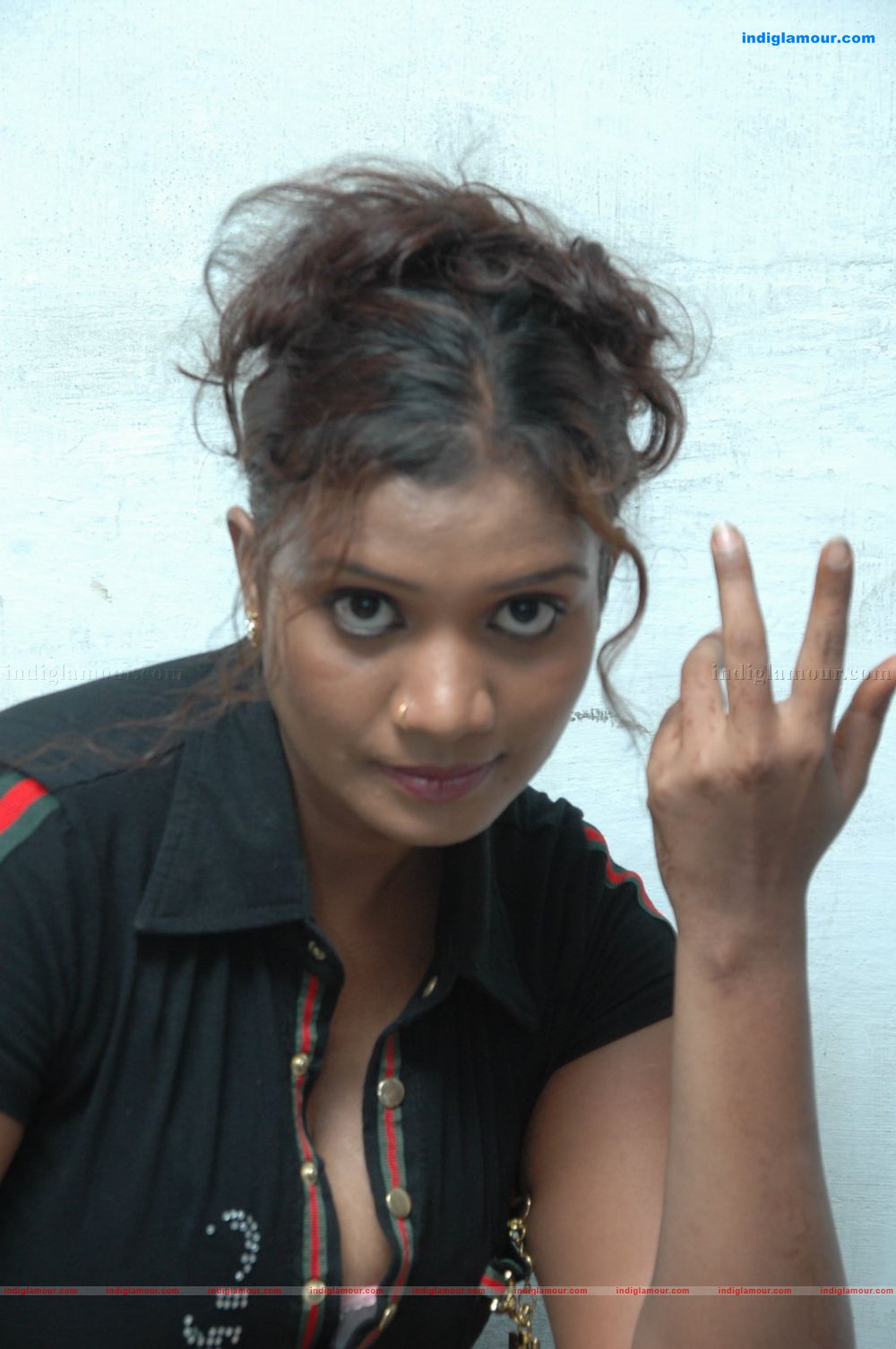 Mallika Actress hd photo