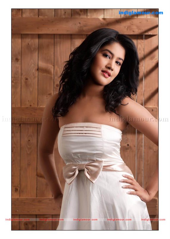 Soumya Bollapragada Actress hd photo