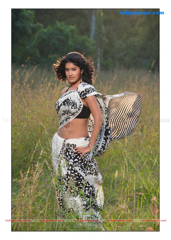 Soumya Bollapragada Actress hd photo