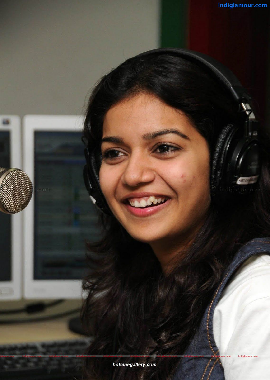Swathi Actress hd photo