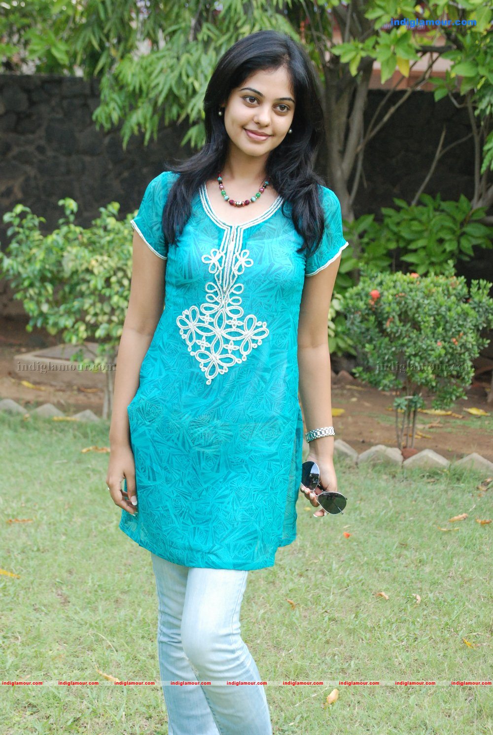 Bindhu Madhavi Actress hd photo