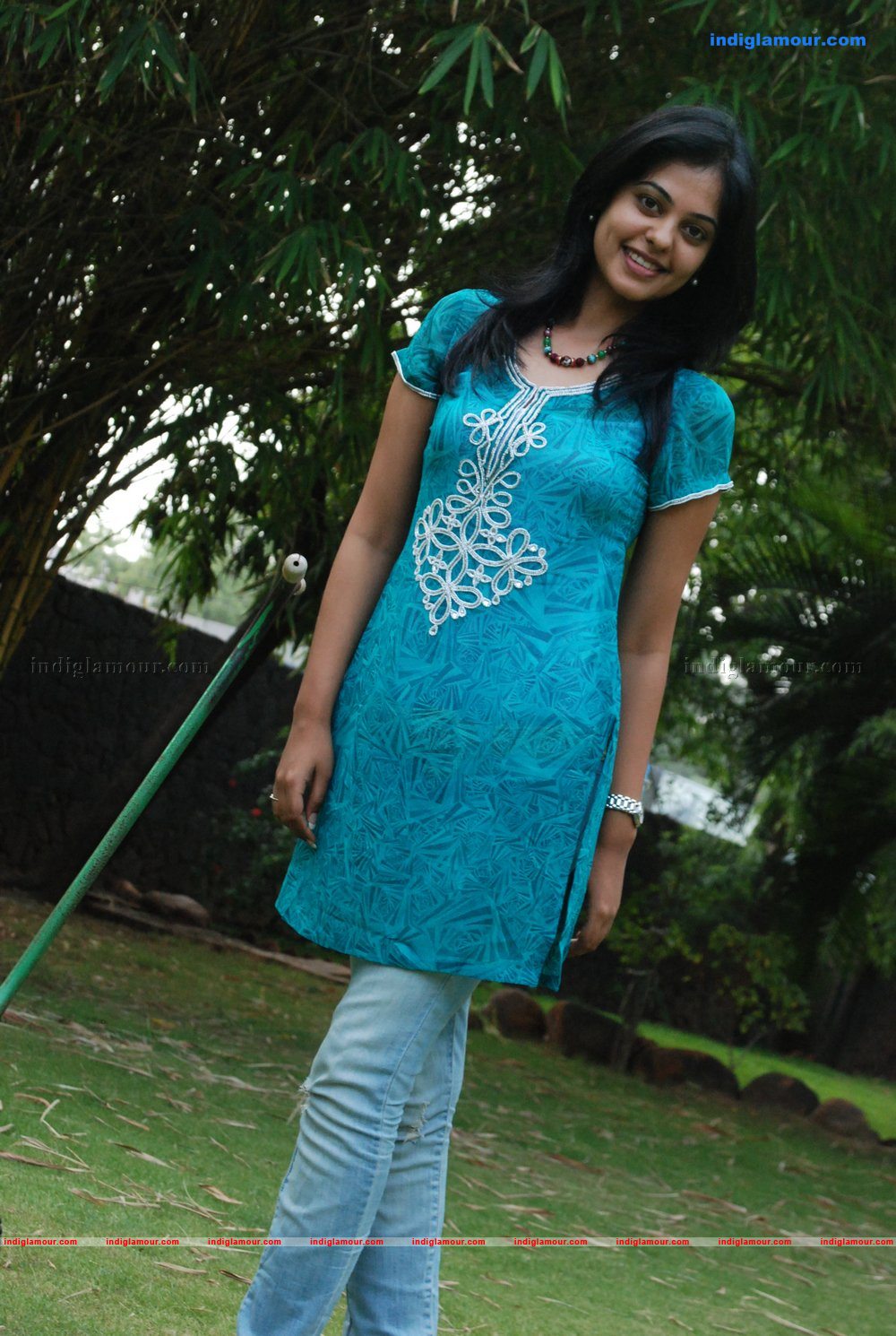 Bindhu Madhavi Actress hd photo