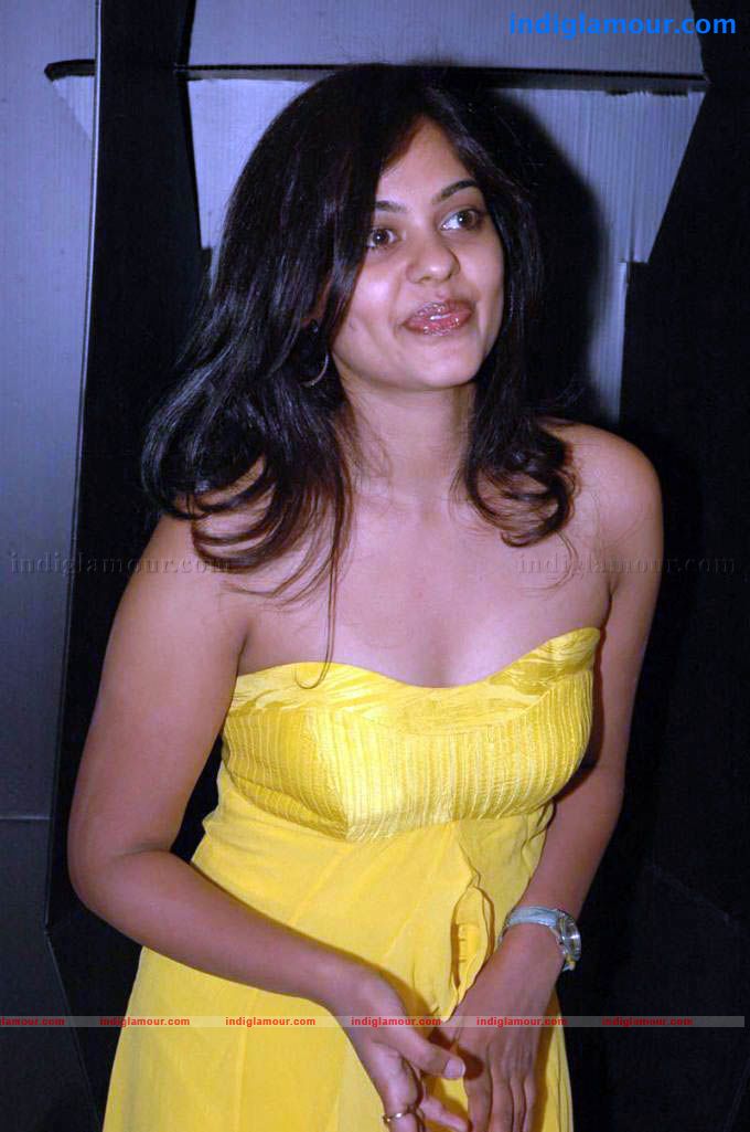 Bindhu Madhavi Actress hd photo