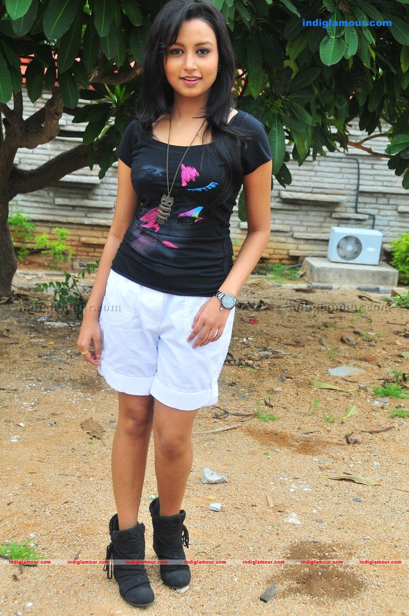 Richa Actress hd photo