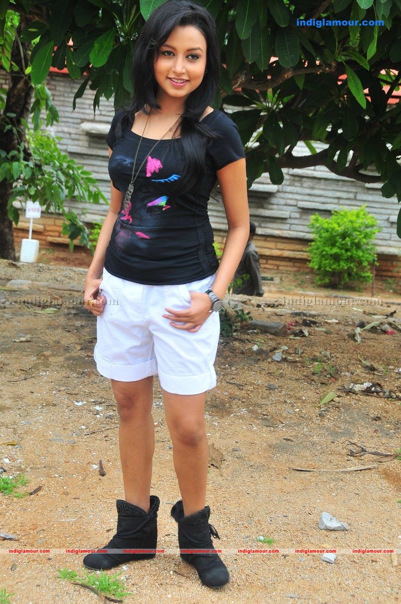 Richa Actress hd photo