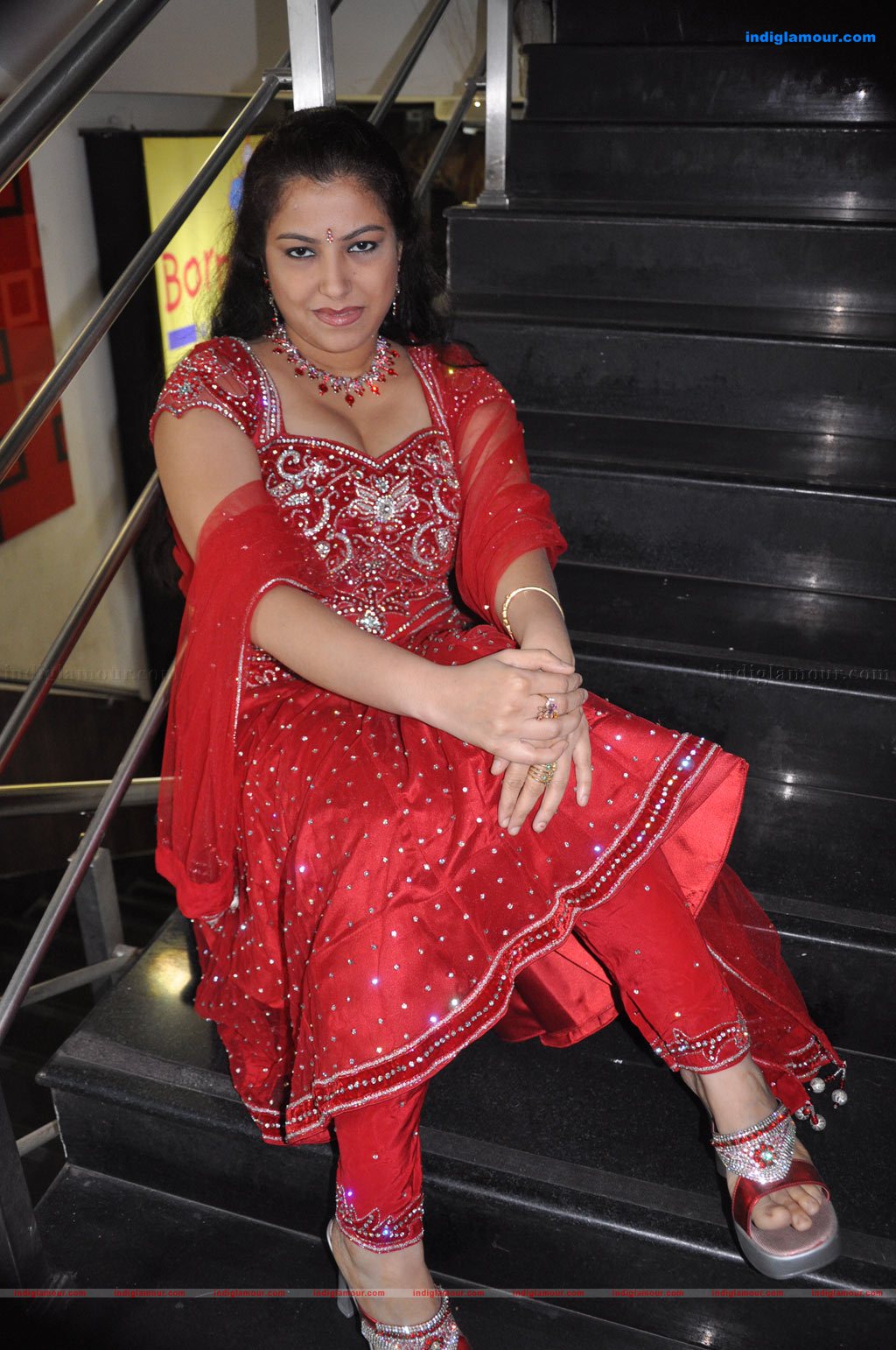 Anusha Actress hd photo